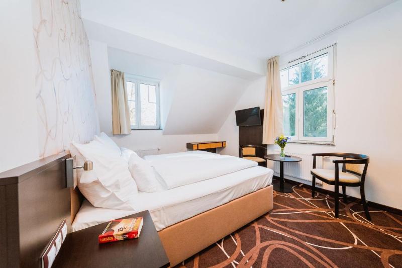 Hotel Hubertus - image 24
