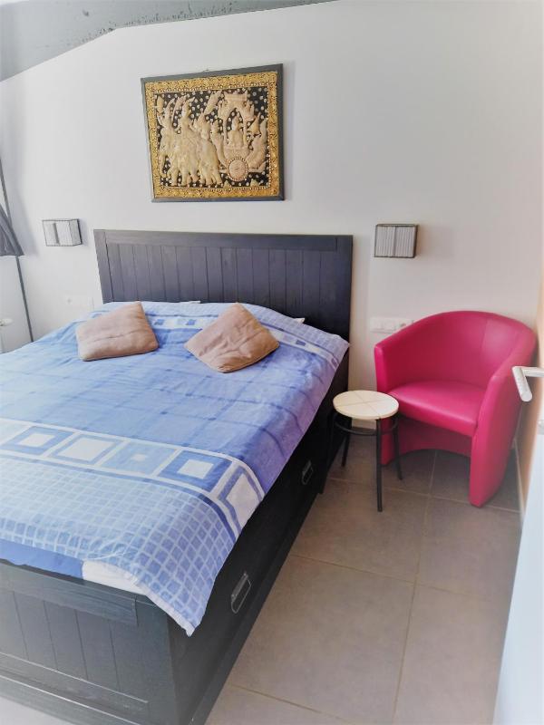 Double Room with Private Bathroom image 3