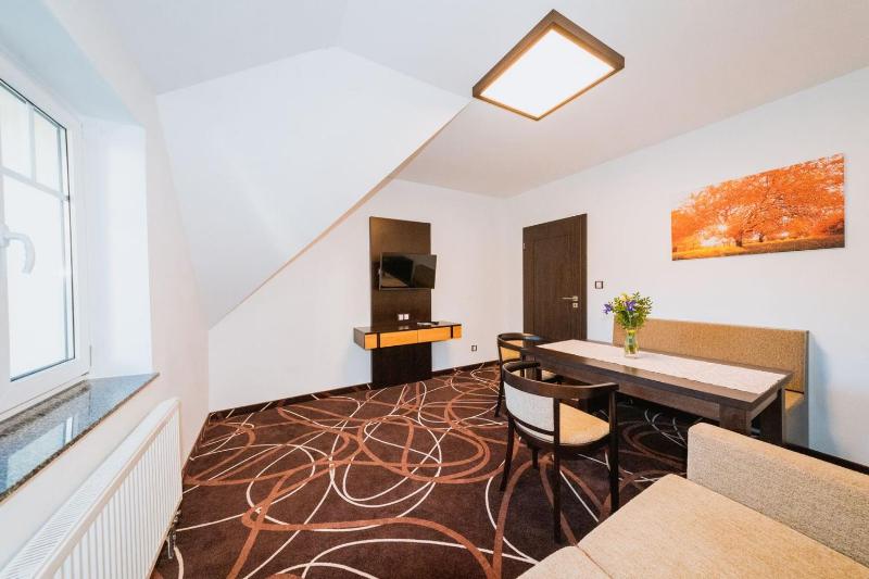 Hotel Hubertus - image 34