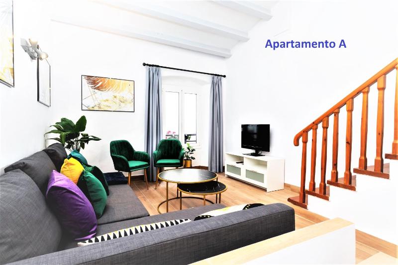 Sitges Rustic Apartments - image 23