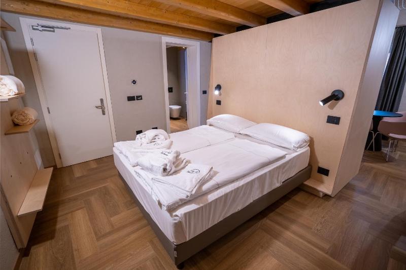 La Meridiana - image 31