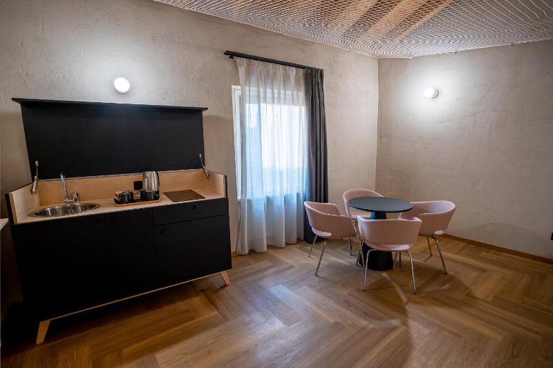 La Meridiana - image 16