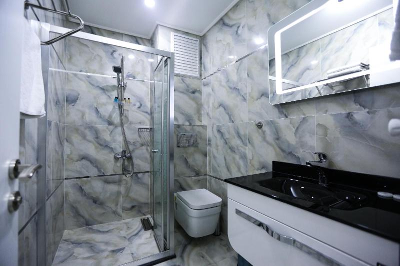 Restwon Suite Hotel - image 2
