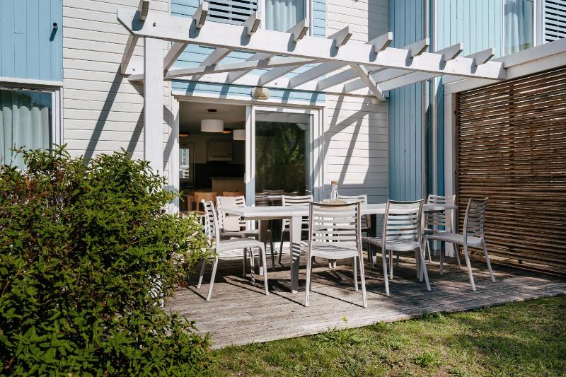 Three-Bedroom Duplex House with Terrace (7 people) image 3