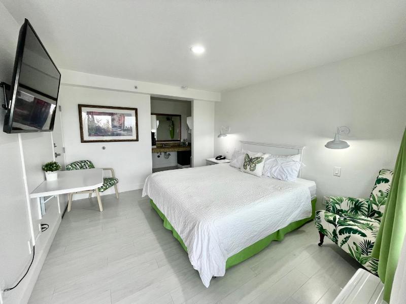 Deluxe Family Room image 1