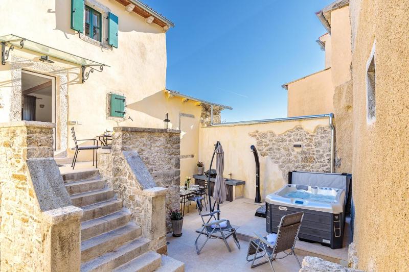 Holiday Home image 1
