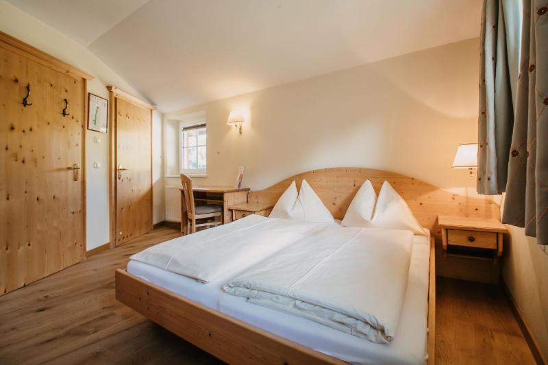 Single Room image 2
