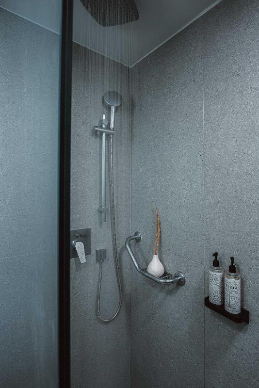 Superior Double Room with Private Pool image 3