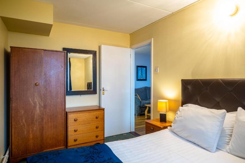 Three-Bedroom Apartment image 3