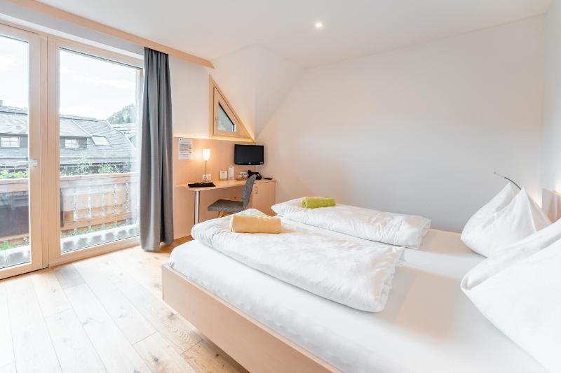 Double Room image 1