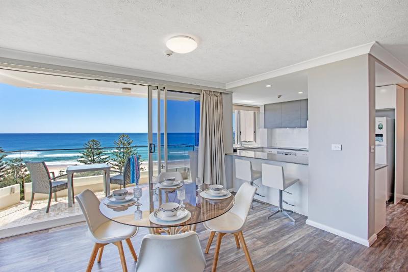 Southern Cross Beachfront Holiday Apartments - image 8
