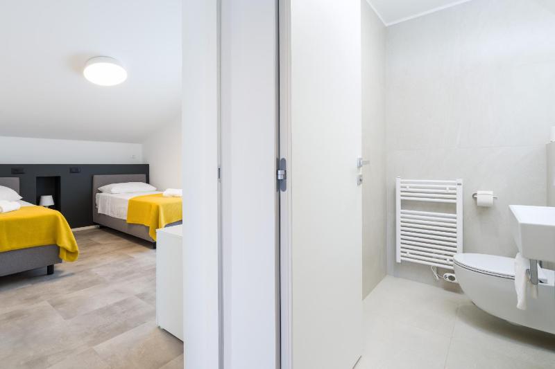 Apartmani Ana 2 i 3 - image 14