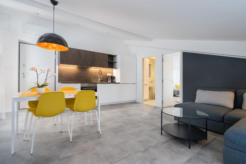 Apartmani Ana 2 i 3 - image 12