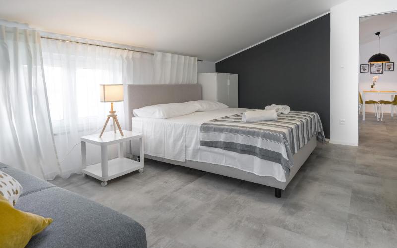 Apartmani Ana 2 i 3 - image 48