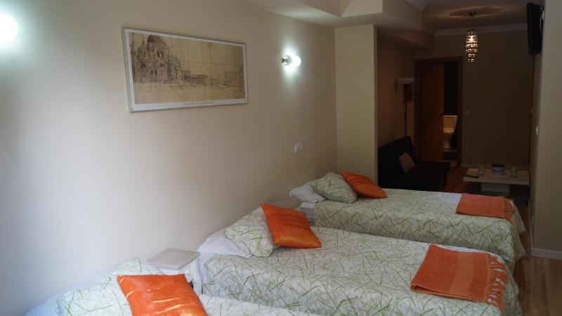 Quadruple Room with Private Bathroom image 4