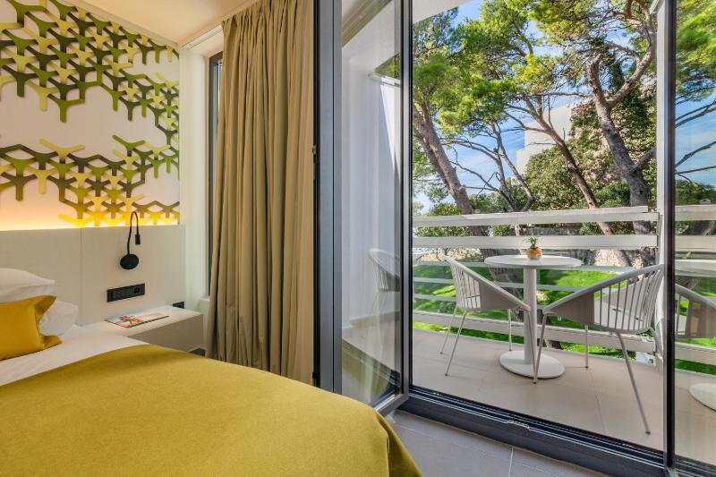 Standard Double Room with Balcony - Annex image 4