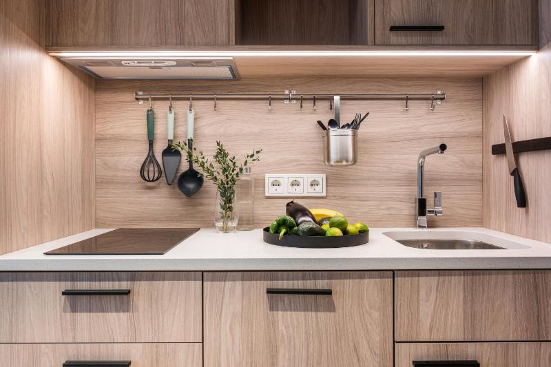 Studio with Balcony image 3