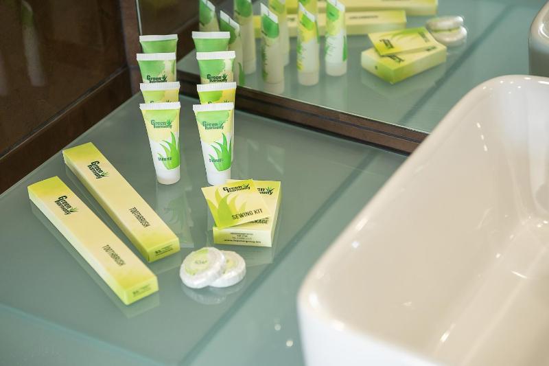 Standard Double Room with Side View image 2