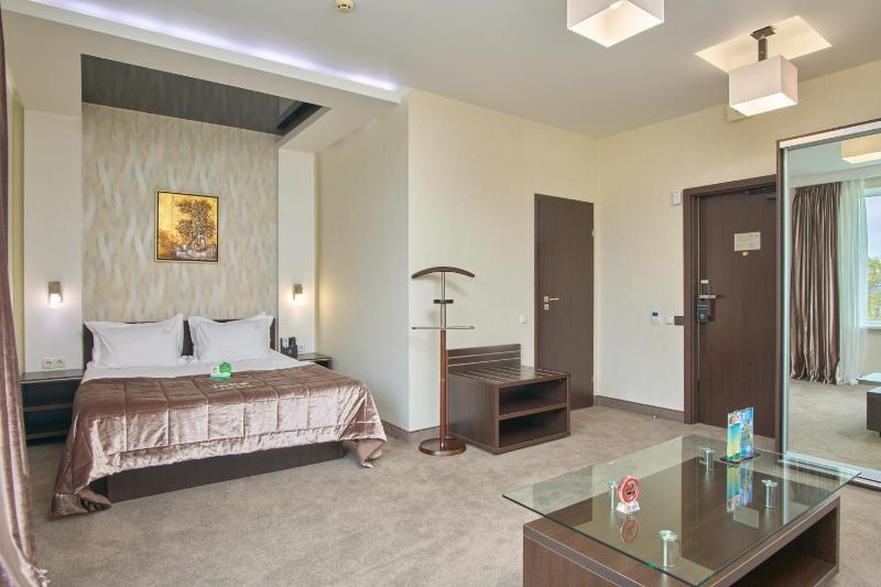 Superior Double Room image 1