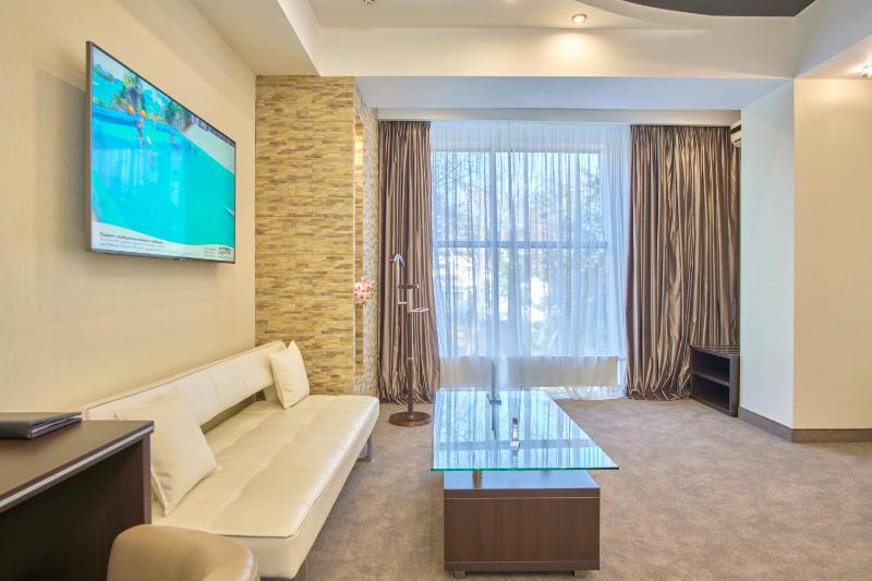 Junior Suite image 1