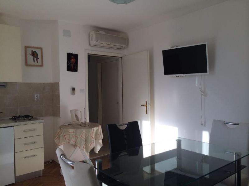 Apartment Vesna - image 20