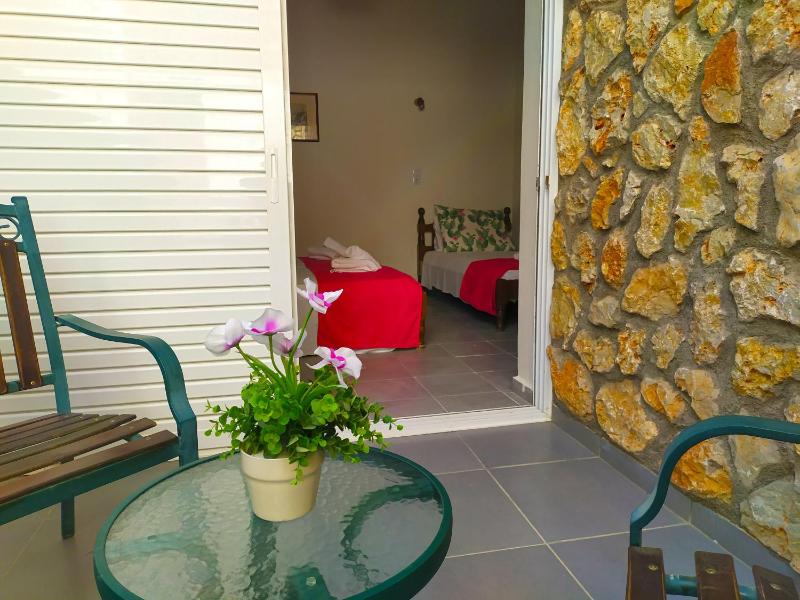 Standard Single Room image 4
