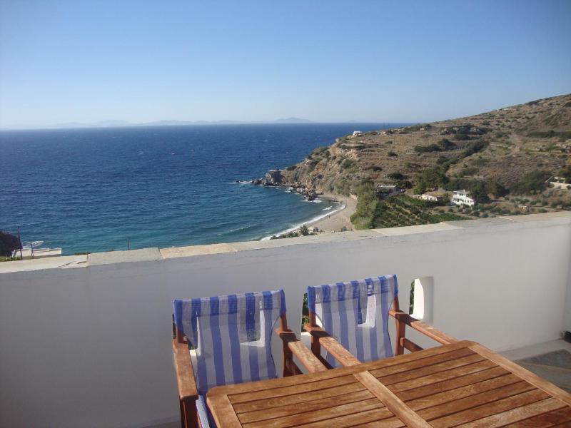 Superior One-Bedroom Villa with Sea View image 2