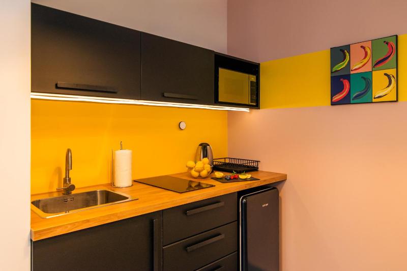 Galeria Italiana Apartments - image 16
