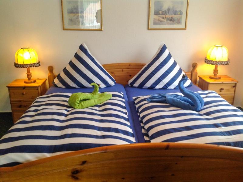 Double Room image 2
