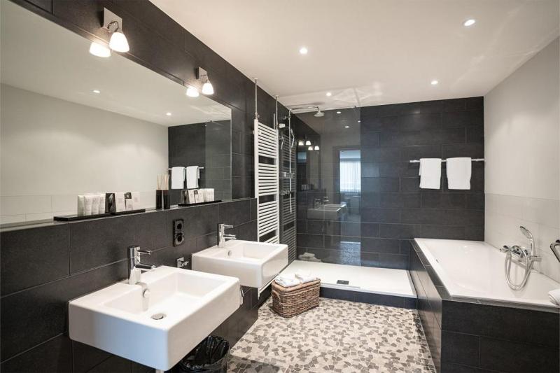 Suite image 2