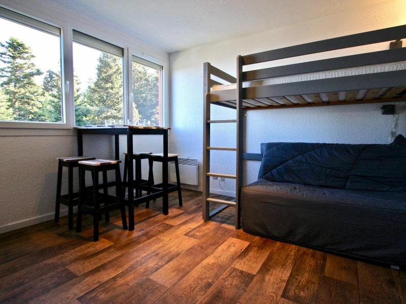 Studio cosy 3* proche pistes avec équipements complets et à proximité des commerces - FR-1-549-12 Images