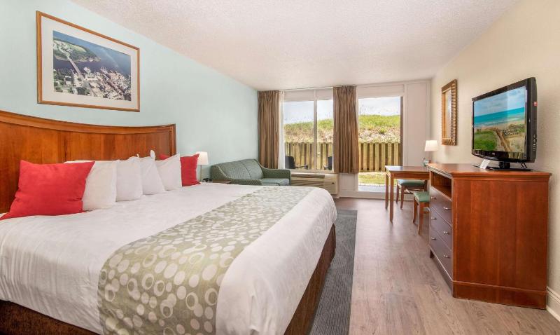Ramada Plaza by Wyndham Nags Head Oceanfront - image 21