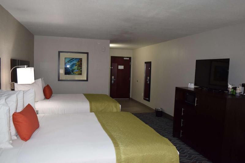 Double Room with Two Double Beds - Non-Smoking image 2
