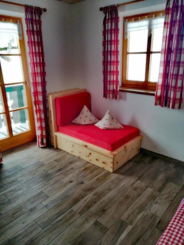 Double Room with Balcony (3 Adults) image 4