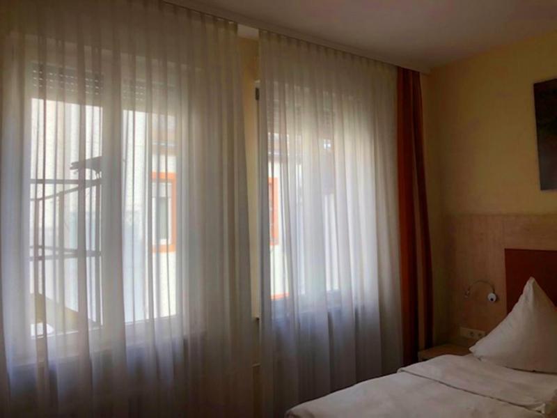 Superior Double Room image 3