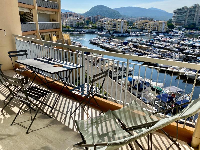 Appartement lumineux 6 places avec vue sur Marina Images