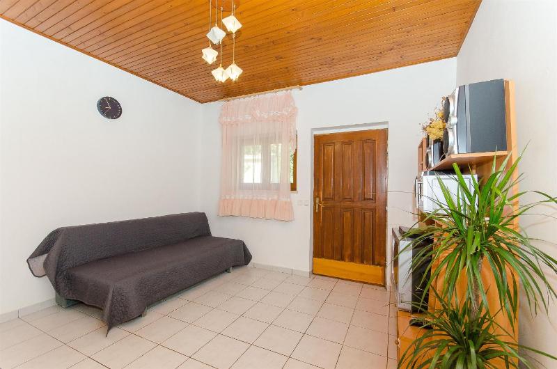 House Petar - image 5