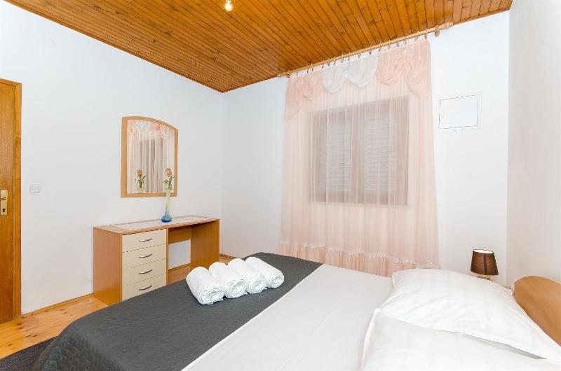 House Petar - image 7