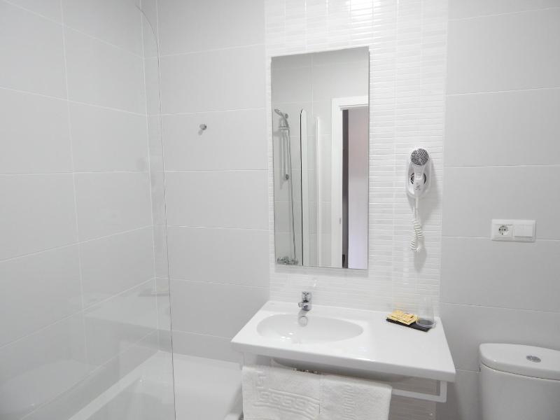 Hostal Las Cumbres - image 28