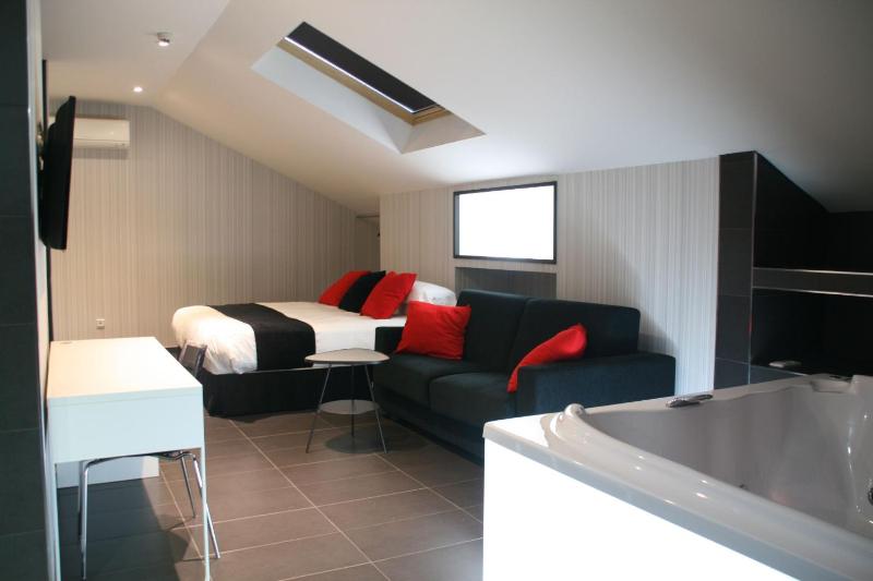Suite image 4