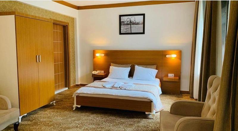 Suite image 2