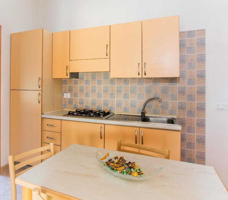 One-Bedroom Apartment 1 image 1