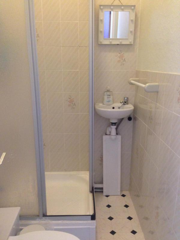 Double Room image 2