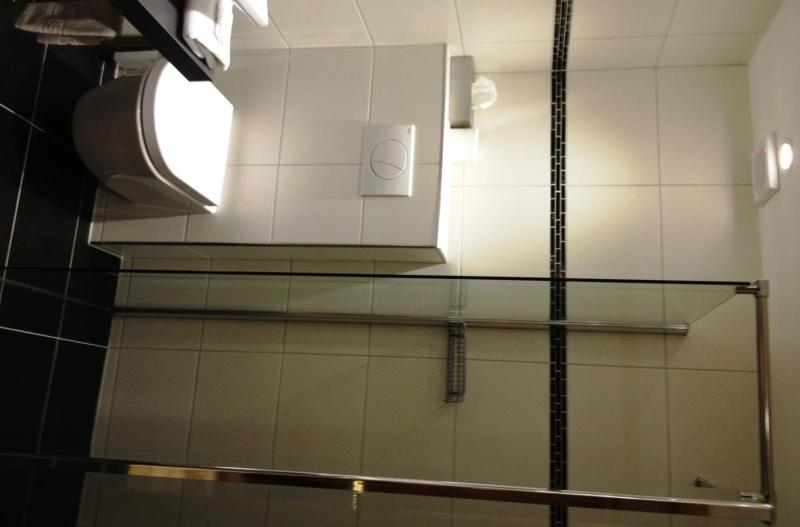 Single Room image 2