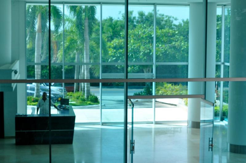 Cartagena Beach Front Apartments - image 3
