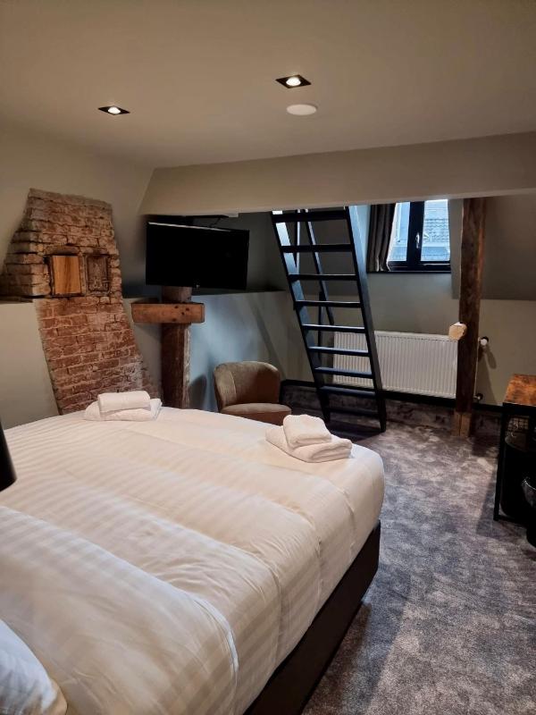 Luxury Double Room image 1