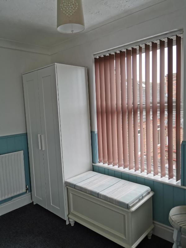 Double Room image 3