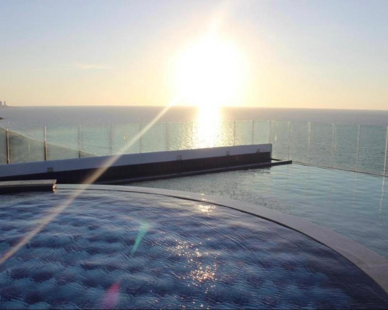 Cartagena Beach Front Apartments - image 4