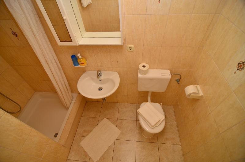 Apartment with Sea View image 3