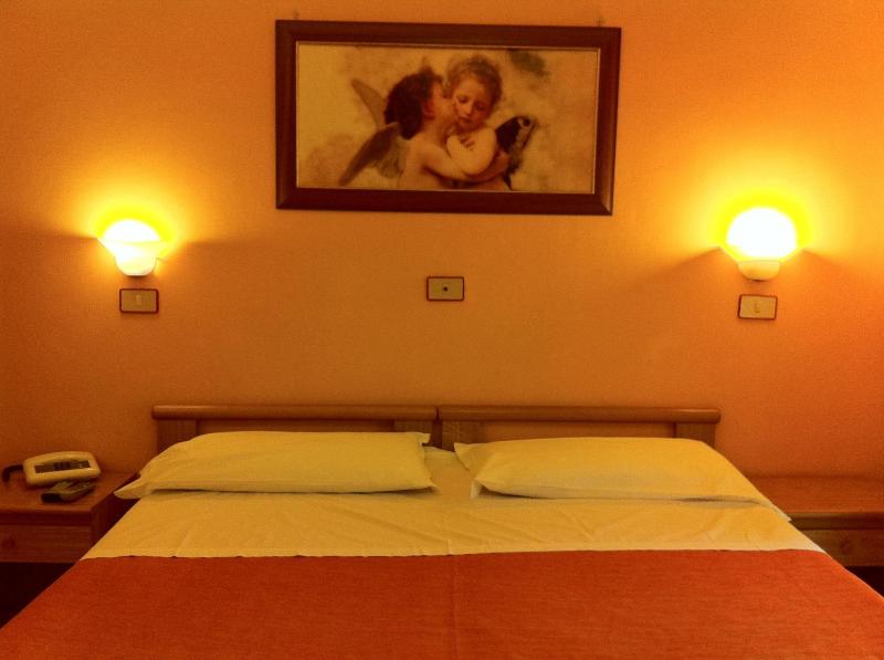 Triple Room image 2